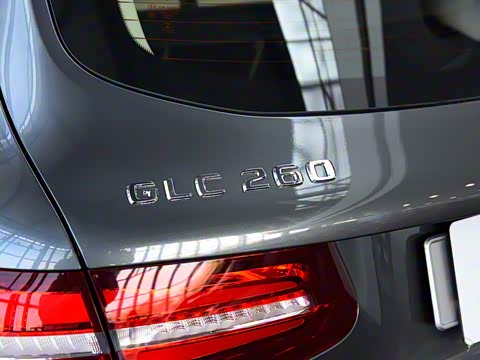 2016�� GLC 260 4MATIC ������