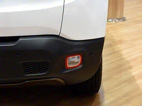 2016�� 2.0L �Զ�����75�����¾���