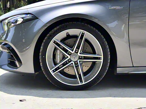 2020�� �Ŀ� AMG A 45 4MATIC+