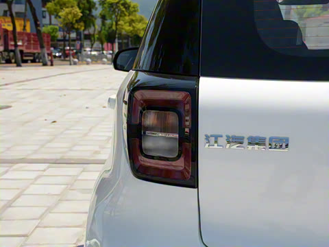 2021�� 302km ������ 30.2kWh