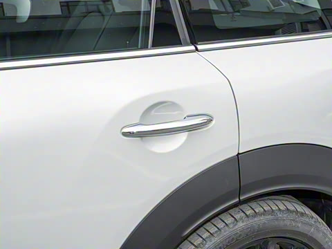 2022�� 1.5T COOPER ALL4 ���ͼ�