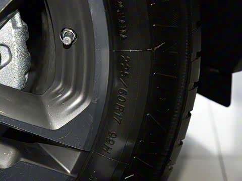 2017�� 1.5T �ֶ���ɫ��