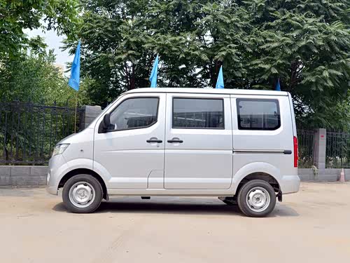 【佳宝v75】一汽_佳宝v75报价_佳宝v75图片_汽车之家