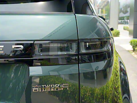 2021�� ����L 249PS R-Dynamic First edition �׷���