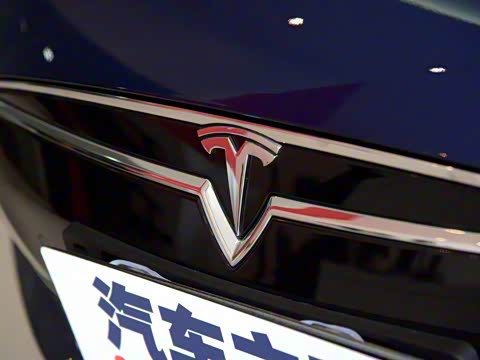 2015�� Model S 90D