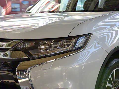 2016�� 2.4L ���������� 7��