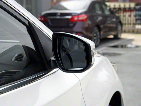 2016�� 1.6XV  CVT�����