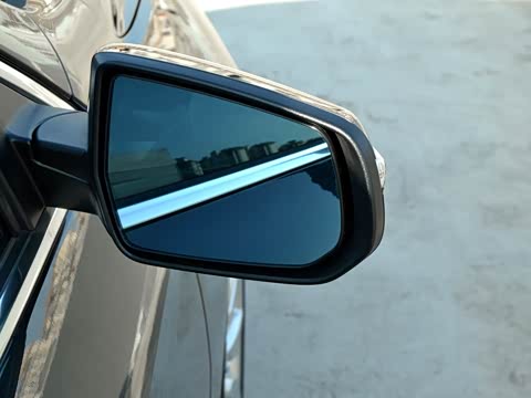 2016�� 1.5T ˫�����ҫ��