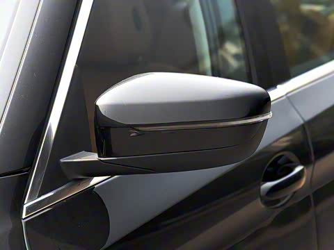 2018�� 528Li �����ر��