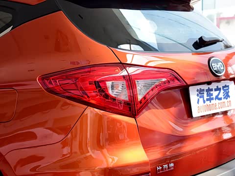 2016�� ������ 1.5TI �ֶ���Ӣ��