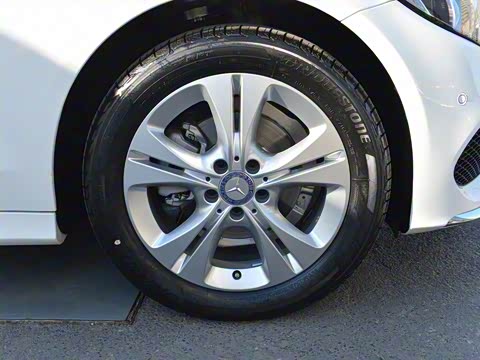 2017�� C 180 ���нγ�