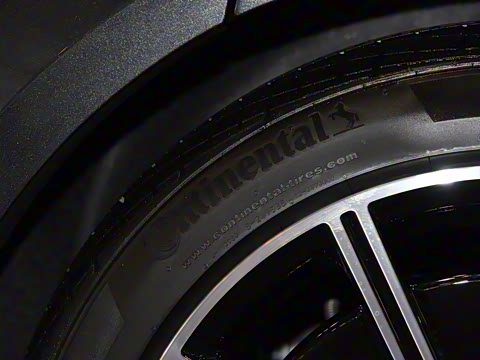 2019�� Taycan 4S