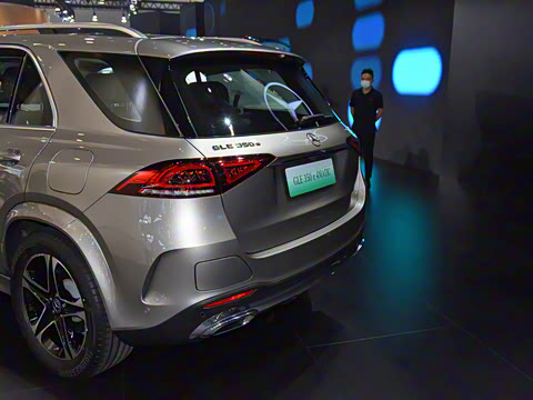 2021�� GLE 350 e 4MATIC ������