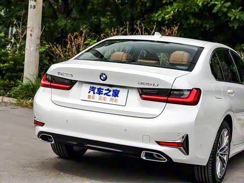 2020�� 325Li �׷���