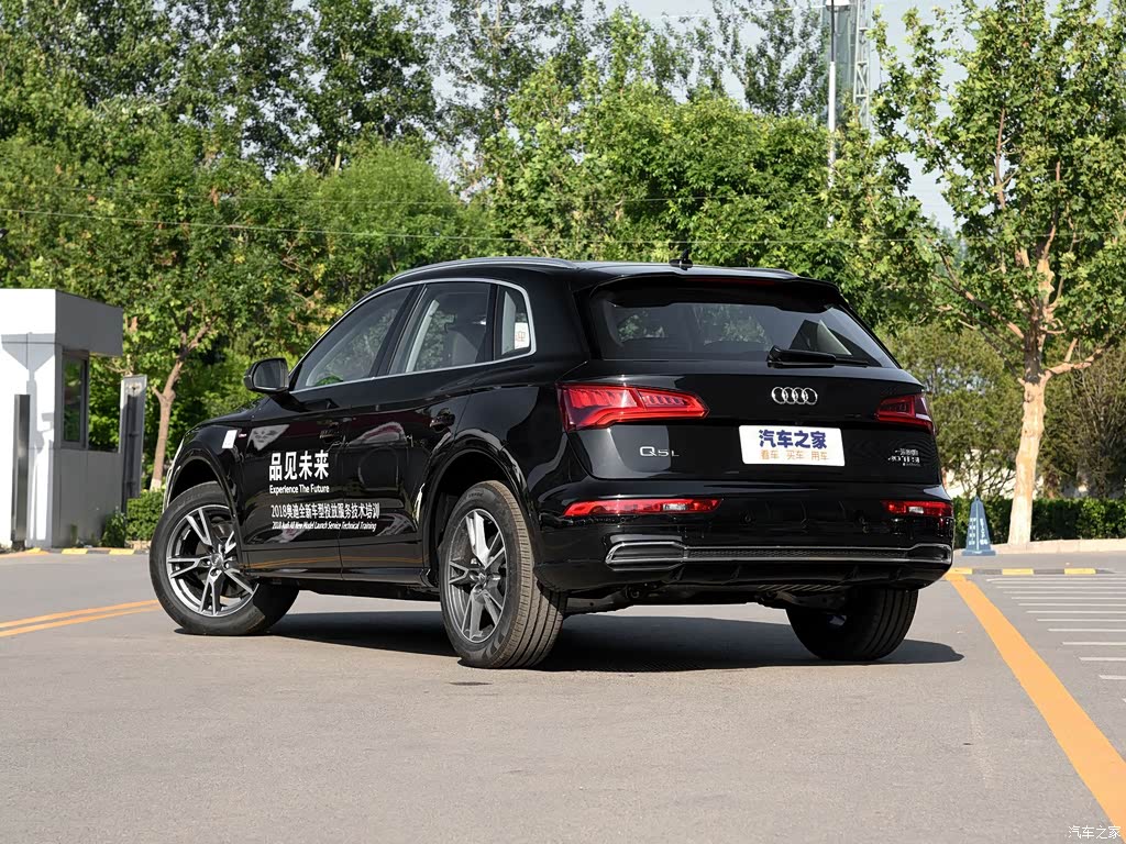 奥迪q5l 2018款 40 tfsi 荣享时尚型 4373441图片_奥迪_汽车图库_汽车