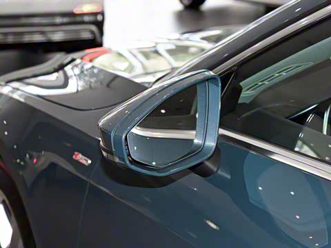 2020�� 40 TFSI ������