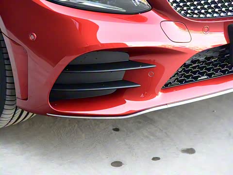 2019�� C 260 4MATIC ���ܳ�