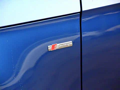 2018�� 30 TFSI ������ذ�