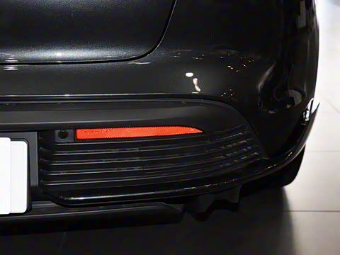 2019�� Taycan 4S