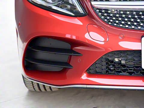 2019�� C 260 4MATIC ���ܳ�