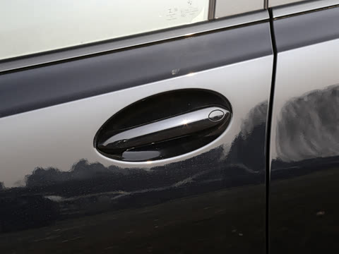 2021�� �Ŀ� 325i M�˶���ҹ��װ