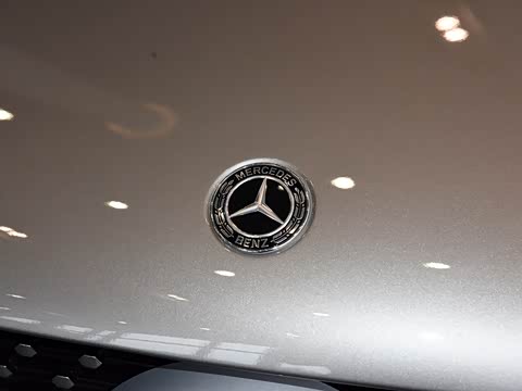 2020�� �Ŀ� GLC 300 L 4MATIC ������