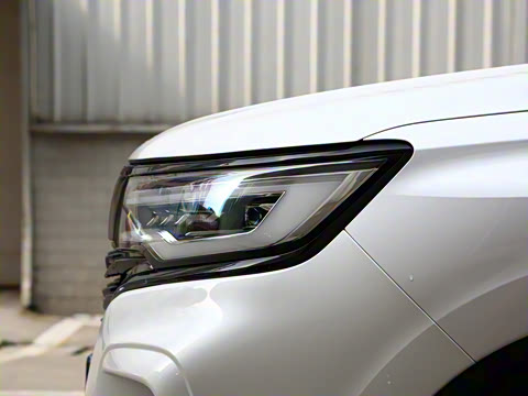 2021�� Supremeϵ�� 300TGI �Զ��������հ�