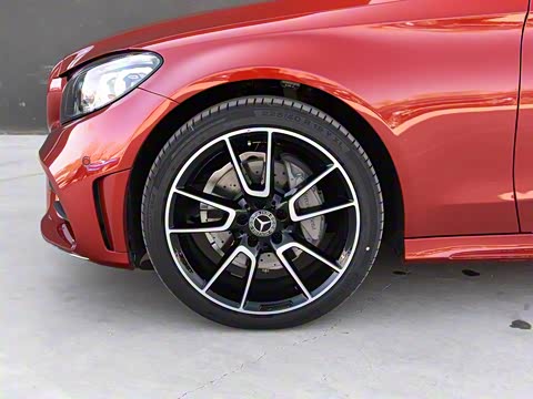 2019�� C 260 4MATIC ���ܳ�