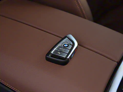 2021�� xDrive30i M�˶���װ