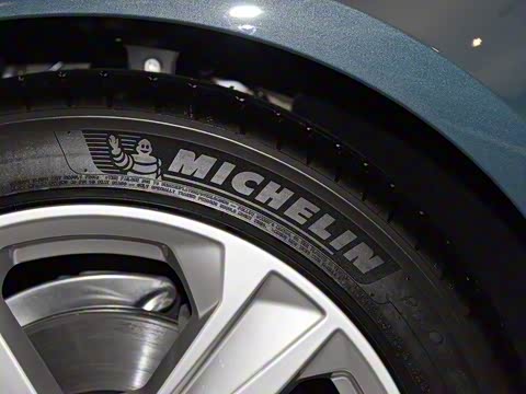 2020�� 40 TFSI ������