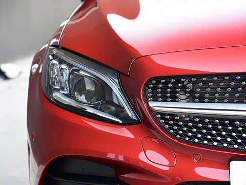 2019�� C 260 4MATIC ���ܳ�