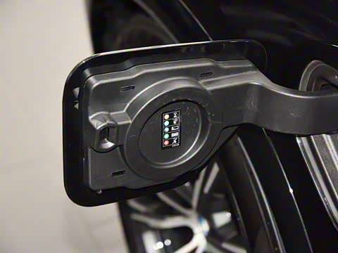 2020�� xDrive45e M�˶���װ