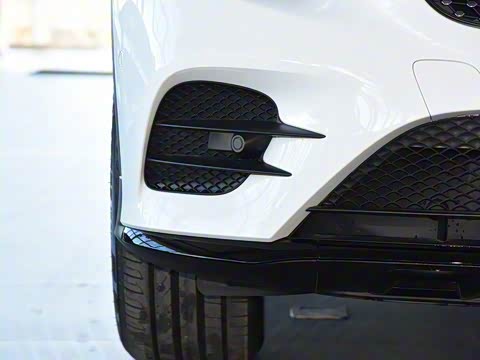 2019�� GLC 300 4MATIC ����SUV