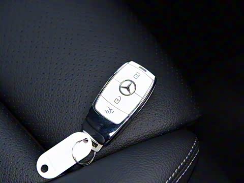 2020�� GLC 300 4MATIC ����SUV