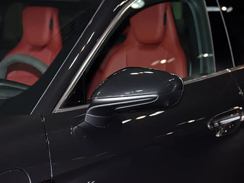 2019�� Taycan 4S