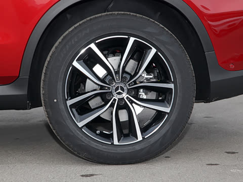 2021�� GLC 260 L 4MATIC ������