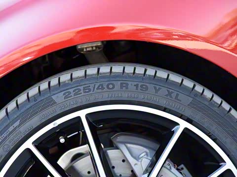 2019�� C 260 4MATIC ���ܳ�