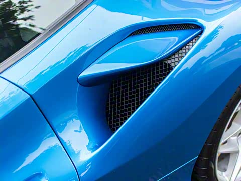 2019�� Tributo 3.9T V8