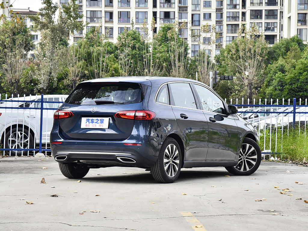 Mercedes-Benz B-Класс III (W247), Хэтчбек 5 дв.: фото поколения
