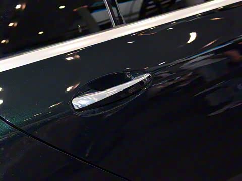 2020�� �Ŀ� C 260 L �˶���