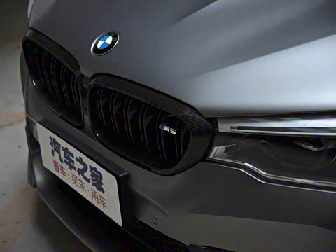 2019�� M5 ������