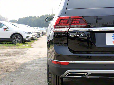 2020�� �Ŀ� 530 V6 ��������콢��