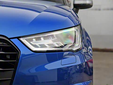 2018�� 30 TFSI ������ذ�
