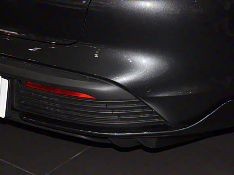 2019�� Taycan 4S