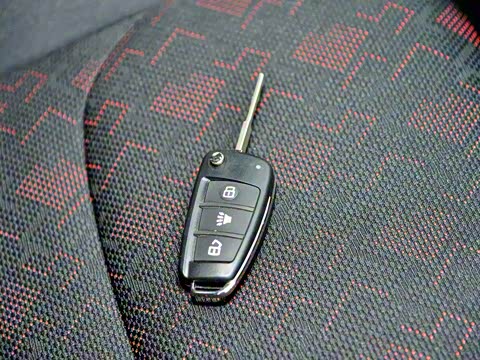 2020�� 1.5T �ֶ����а� 6��