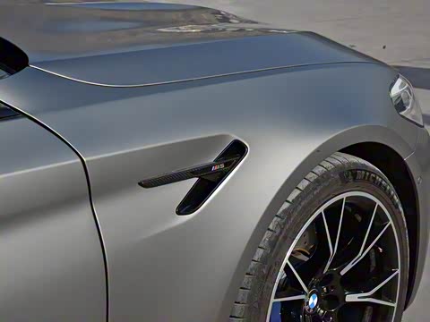 2019�� M5 ������