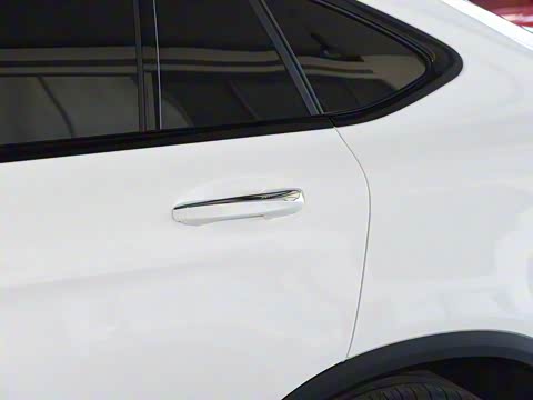 2019�� GLC 300 4MATIC ����SUV