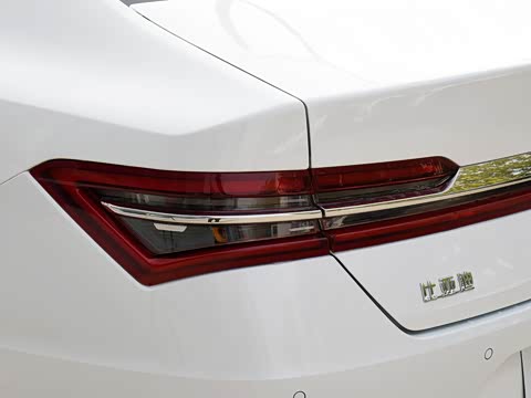 2018�� 1.5L �ֶ������澢��