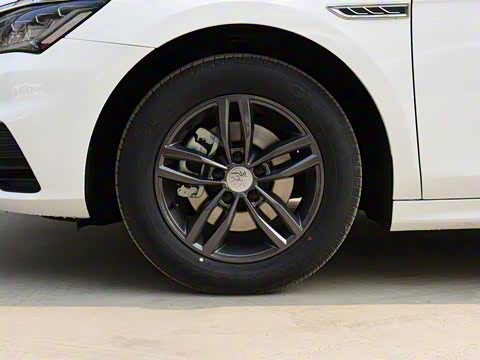 2018�� 1.5L �ֶ������澢��