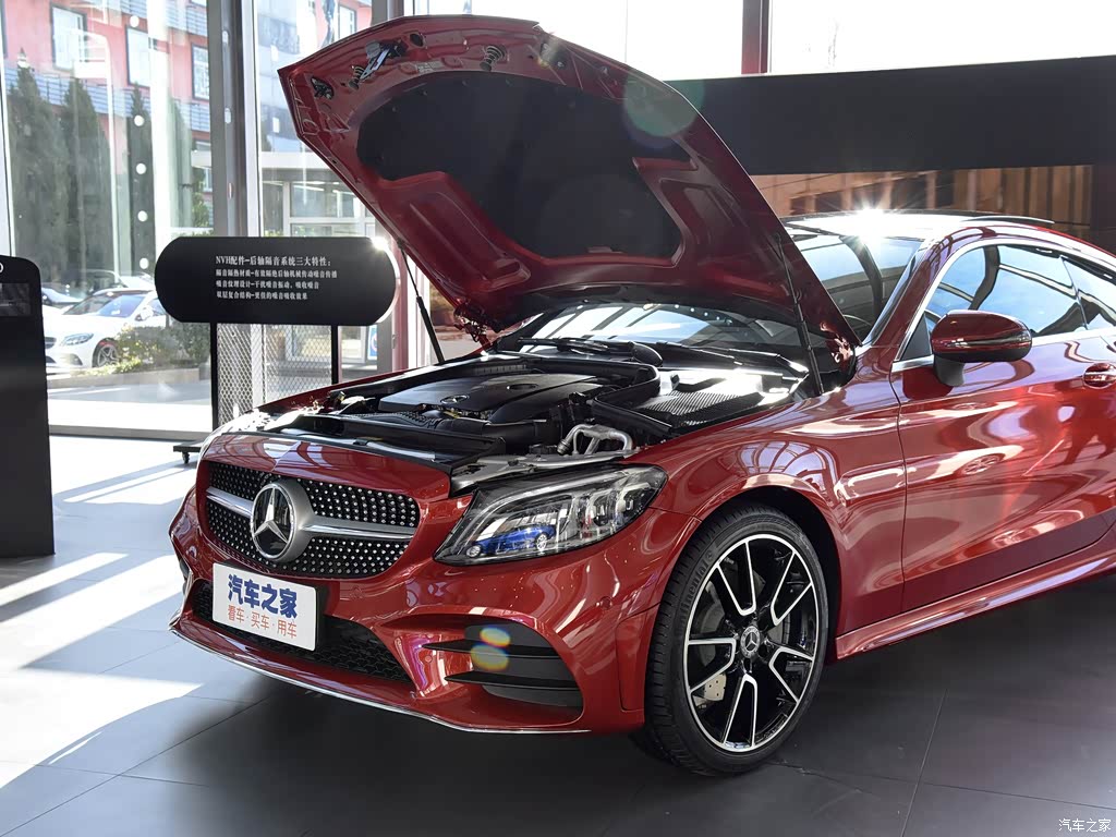 汽车之家>汽车图片>奔驰>奔驰c级(进口)>2020款c2604matic轿跑车>当前